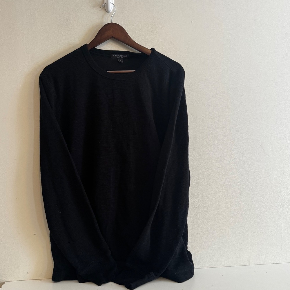 Banana Republic Men's XL Black Long Sleeve Crew Neck Knit Winter Fall Layers